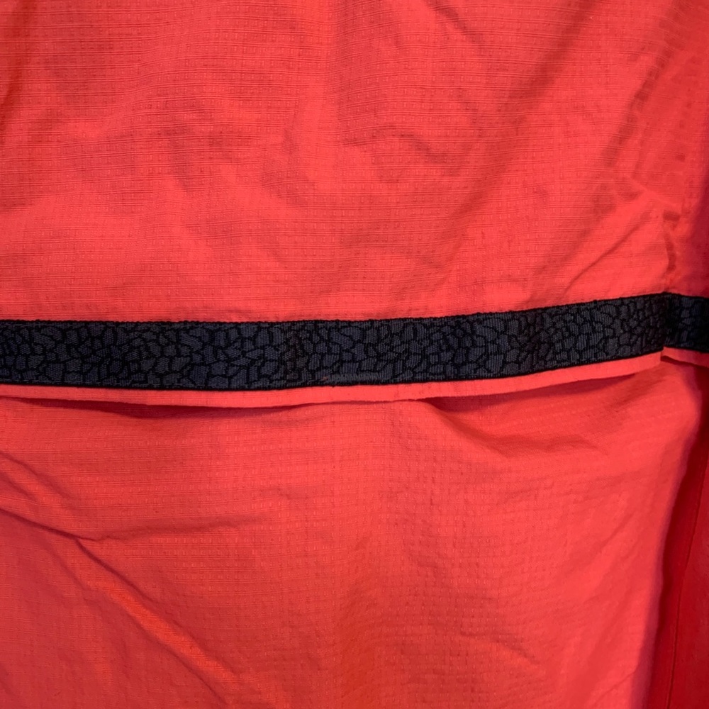 Packable Vintage Columbia Windbreaker - Women’s - Picture 7 of 9
